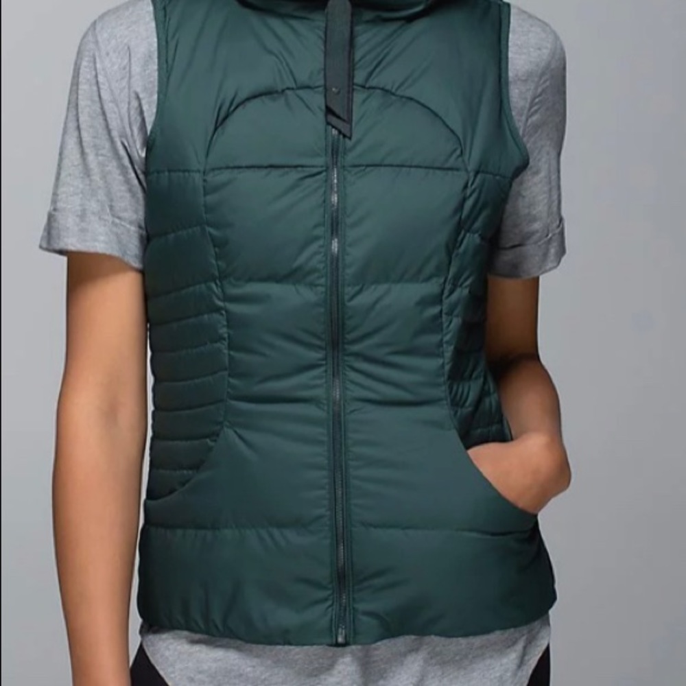 Lululemon Athletica Fluffin Awesome Vest size 6